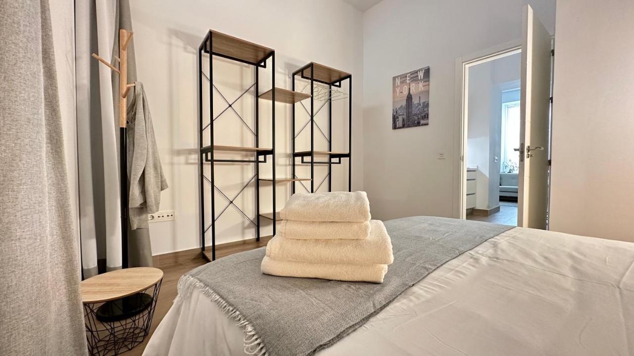 Mata Mua Suites Seville Exterior photo